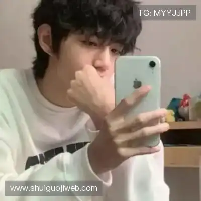 钟炳